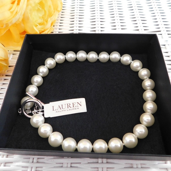 Ralph Lauren Jewelry - nwt Ralph Lauren pearl necklace
